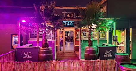 LE 140 - BAR COCKTAIL AMBIANCE TAPAS