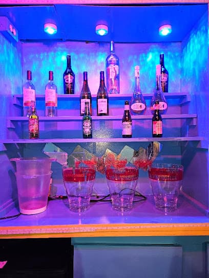 LE TROPICANA DISCOTHEQUE