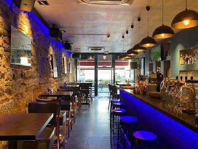 Le Quai 19 - Bar festif