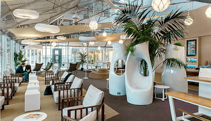 Salon The Canopy Lounge