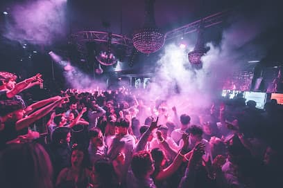 LE MAJESTIC - Quimper