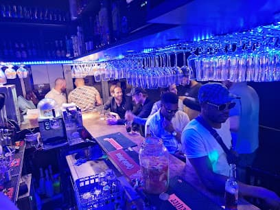 Tropicana - Lounge Bar