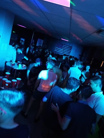 Bar discothèque Sigma Beta Psi