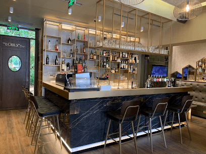 Louis Bar