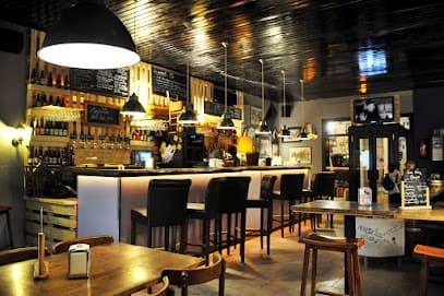 Massilia Pub - Cours Julien