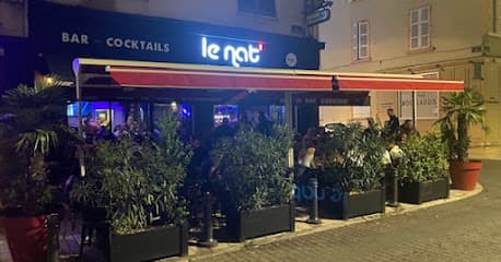 Le National Café